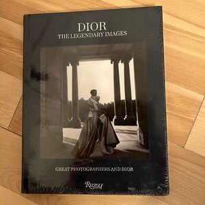 Dior: The Legendary Images: Great Photographers and Dior